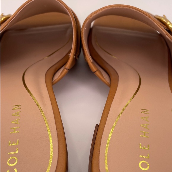 Cole Haan Women's Crosby Slide Dress Sandals Tan Gold Hardware Sandals - Picture 6 of 9